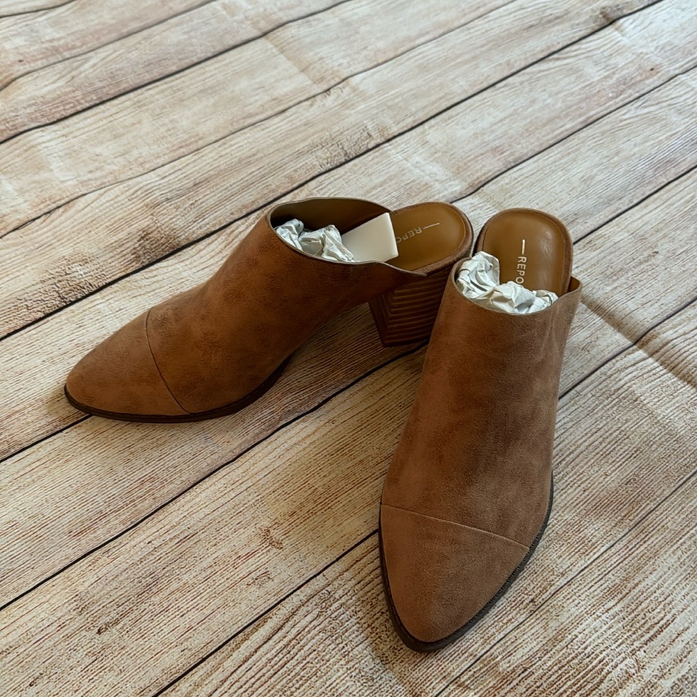 NEW - Report - Suede Tan Slip On Shoes